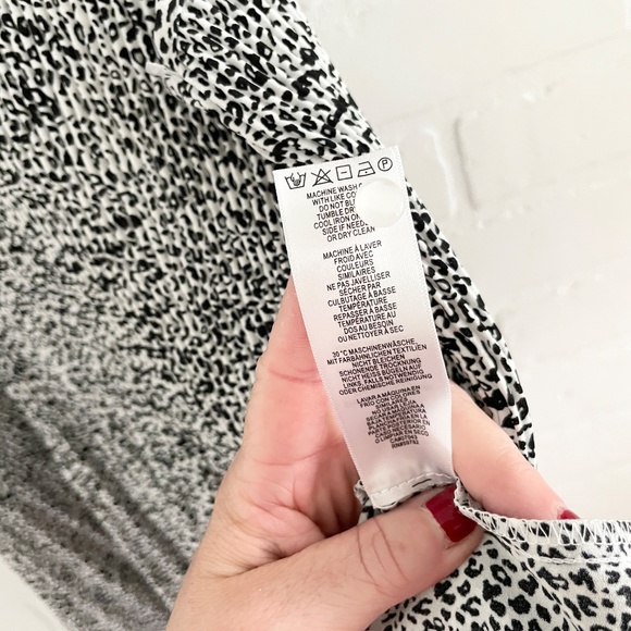 Anthro X Adrianna Papell Peplum Blouse Pleated Smocked Key hole Animal print M - Picture 10 of 14